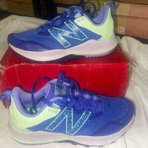 NEW New Balance Dynasoft Nitrel V4 Blue/Green Women’s Size 9